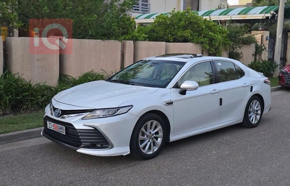 تۆیۆتا کامری